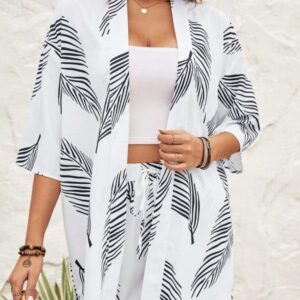 Fashionable printed casual resort style cardigan shorts suit