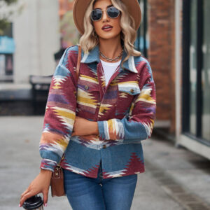 New geometric pattern short loose lapel pocket buttons women's woolen coat