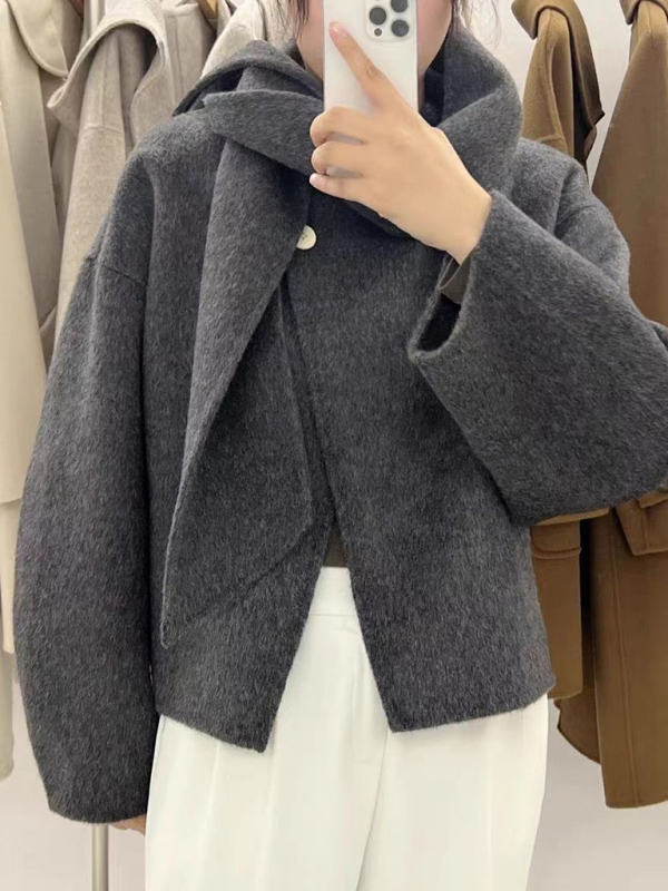 Women's short double-sided cashmere coat with scarf - Image 9