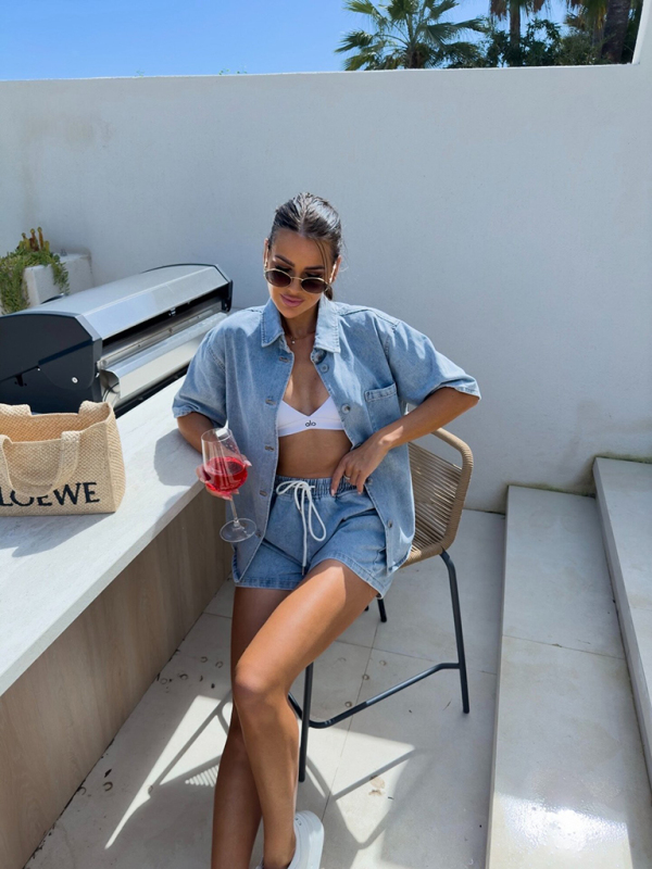 Casual loose short-sleeved shirt and denim shorts set - Image 6