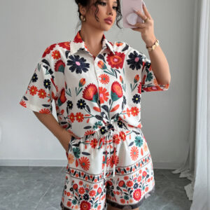 Simple holiday style short-sleeved printed shorts set
